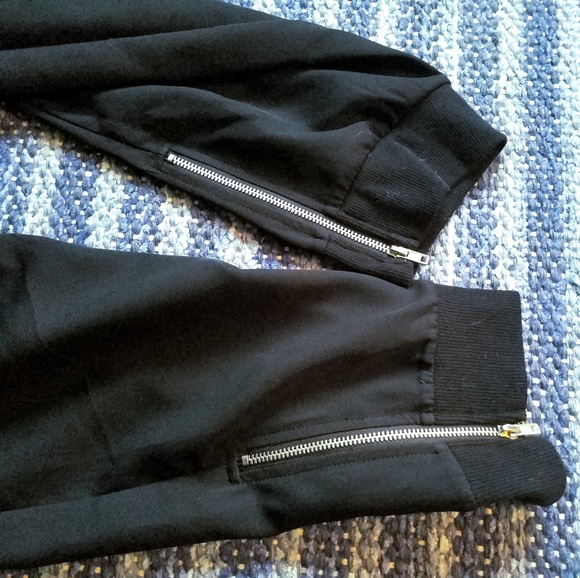 Juicy Couture Zip Ankle Jogger Casual Pants - Picture 3 of 4